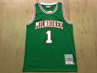 Milwaukee Bucks 1 Oscar Robertson Basketball Jersey Green Throwback