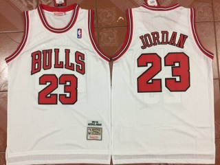 Chicago Bulls 23 Michael Jordan Basketball Jersey White 1998 Throwback